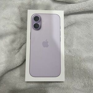 Apple iPhone 17 in Lavender 256GB
